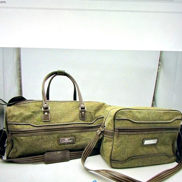 Jordache Handbags - Vintage Jordache olive tweed duffle/mini duffle luggage set